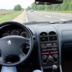 Guide complet des voyants du tableau de bord de votre Peugeot 206 : Significations et conseils