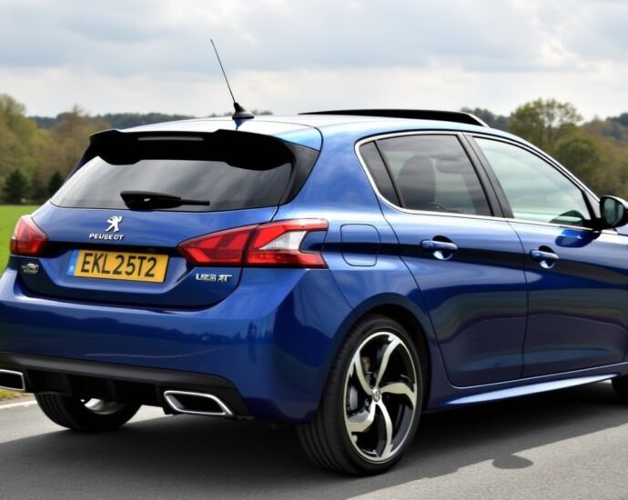 Peugeot 308 GTI automatique en 2024 : prix, avis et fiabilité passés au crible